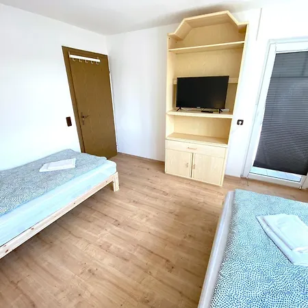 Apartament Iv 12 Personen - Monteurzimmer - - Kronwieden Loiching