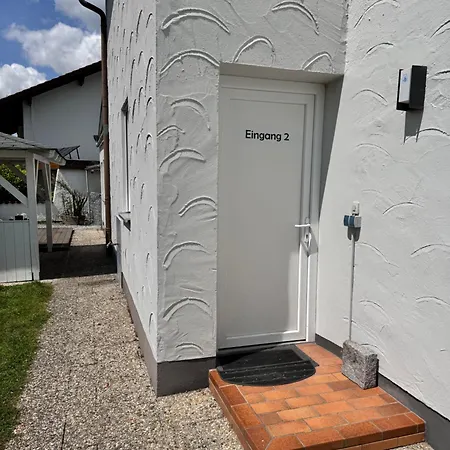 Iv 12 Personen - Monteurzimmer - - Kronwieden